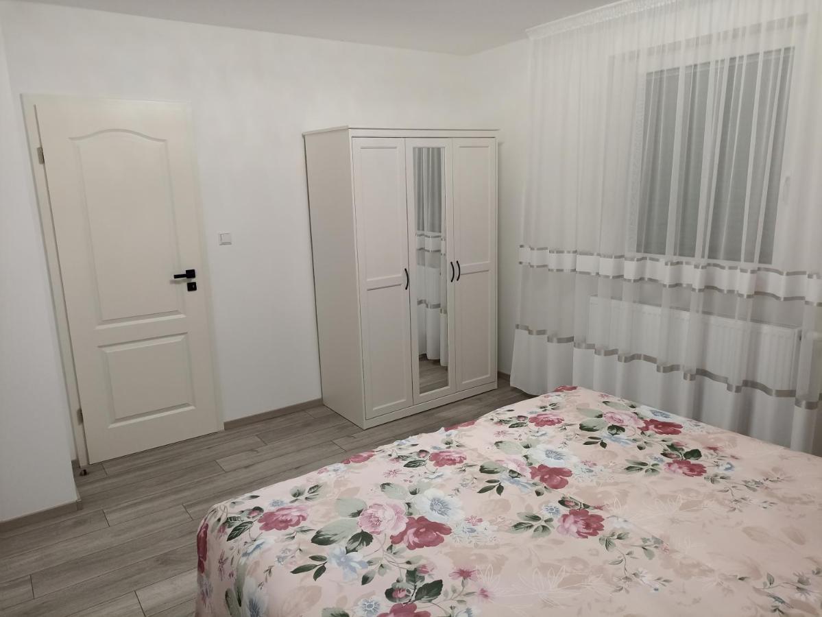 Ebs Paradies Rheinhausen Luaran gambar